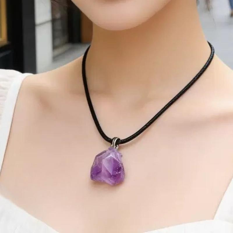 Natural Irregular Amethyst Raw Stone Necklace Black Leather Rope Purple Crystal Pendant Necklace Women Fashion Ornament Daily Wear Accessories