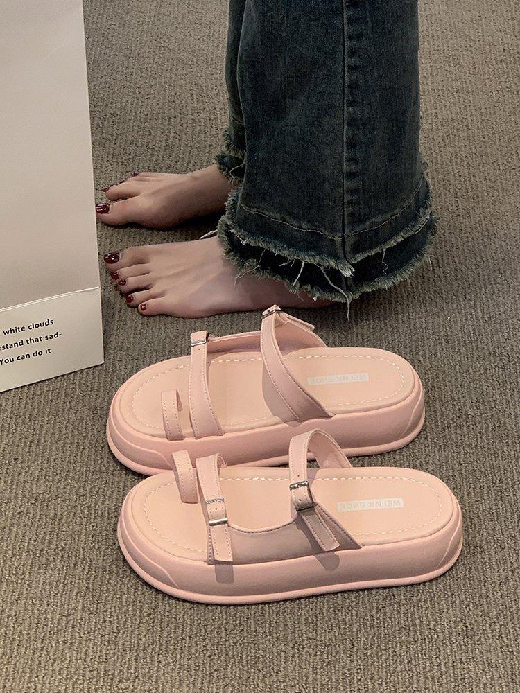 

Cool slippers women s 2025 summer new outer wear platform cover toe beach sandals summer fashion go out Roman slippers 40