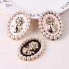 Sales Pearl Brooches For Women Oil Drop Queen Pin Brooch Lapel Pins Oval Shape Pearl Stylish Jewelry Brooches Voguish Noble Giveaway GiftsFashion Drop