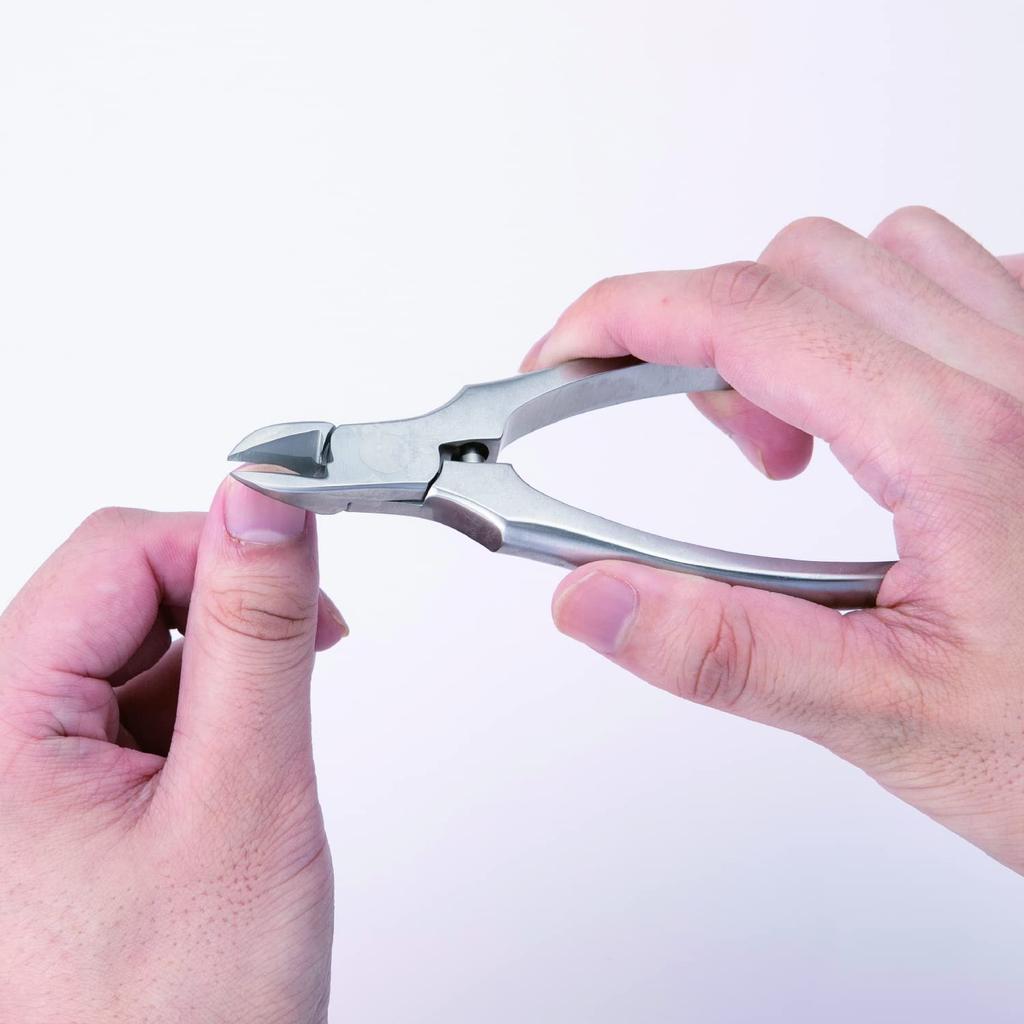 KAI CORPORATION KAI Standard Selection Cążki do paznokci S Cążki do paznokci z etui do przechowywania