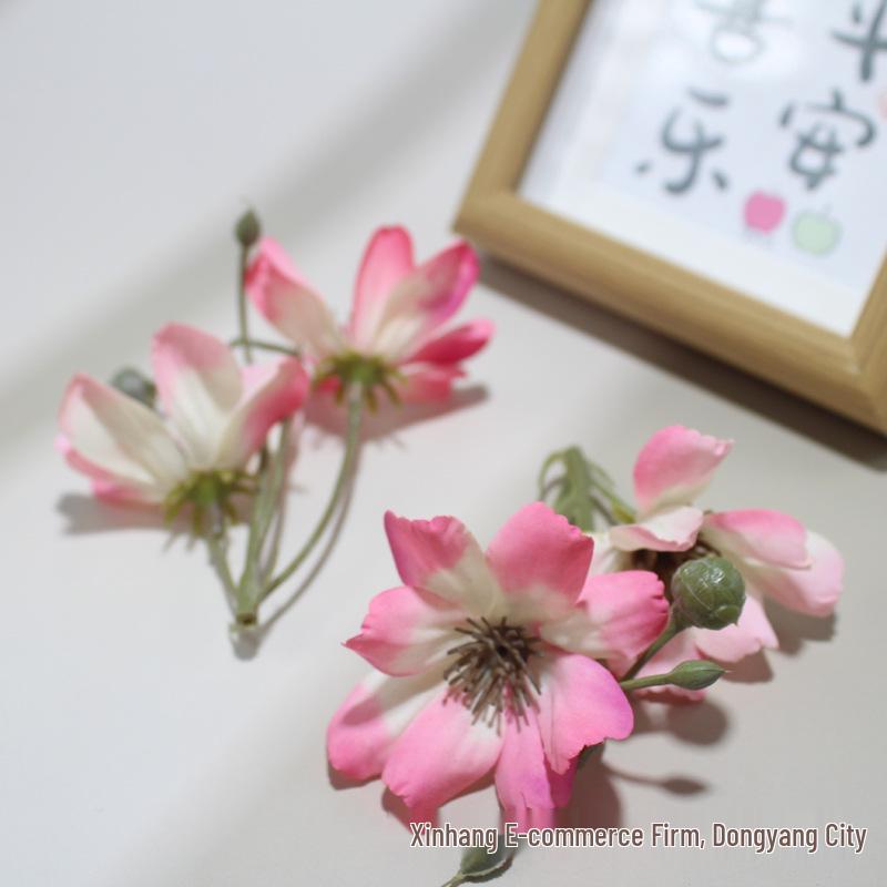 Two-Headed Persian Chrysanthemum Bouquet for DIY Corsage, Headwear, and Wedding Decoration