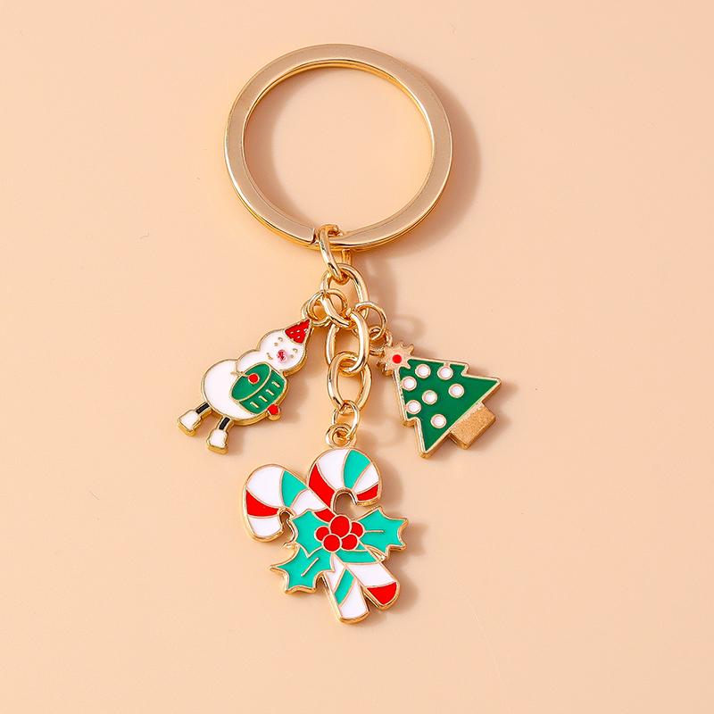 New Enamel Christmas Keychain Snowman Santa Claus Key Rings for Car Key Holder Women Girl's Handbag Pendants Jewelry Gifts