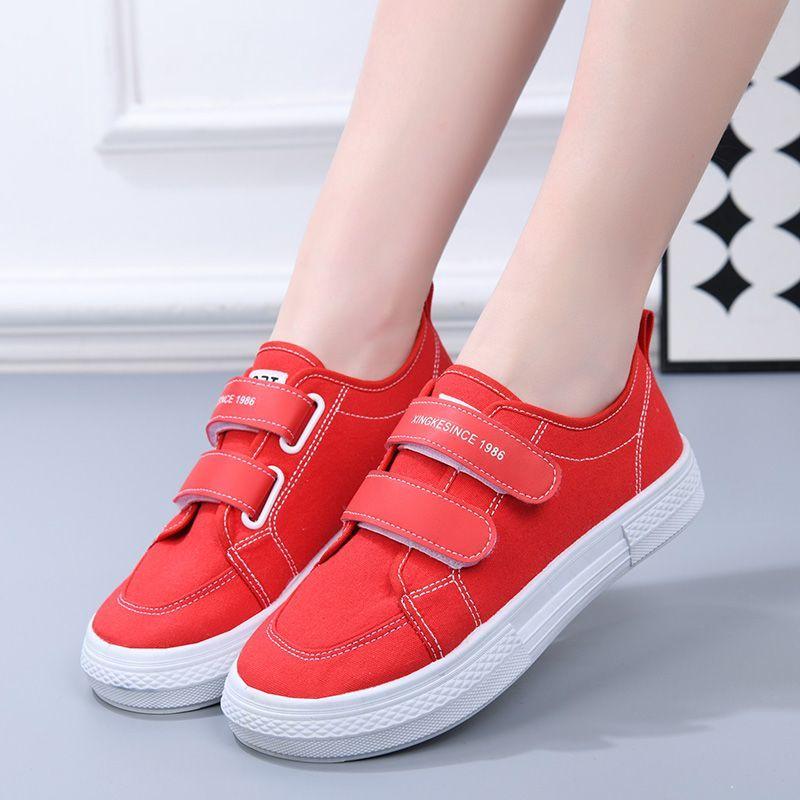 Summer New Breathable and Comfortable Fabric Shoes with Thick Soles Casual and Fashionable Black and White