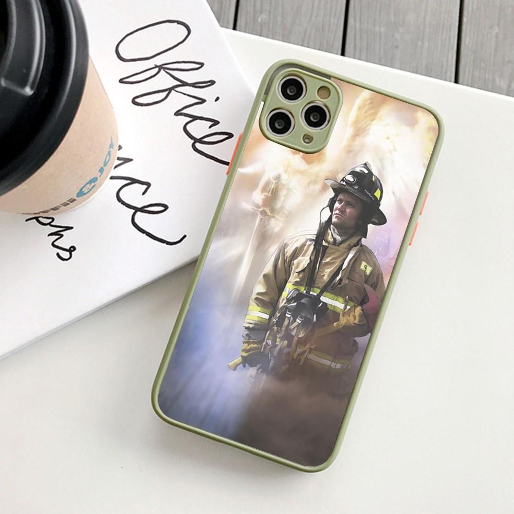 Firefighter Heroes Fireman Luxury Phone Case For IPhone 14 11 12 13 Mini Pro Max 8 7 Plus X XR XS MAX Translucent Matte Cover