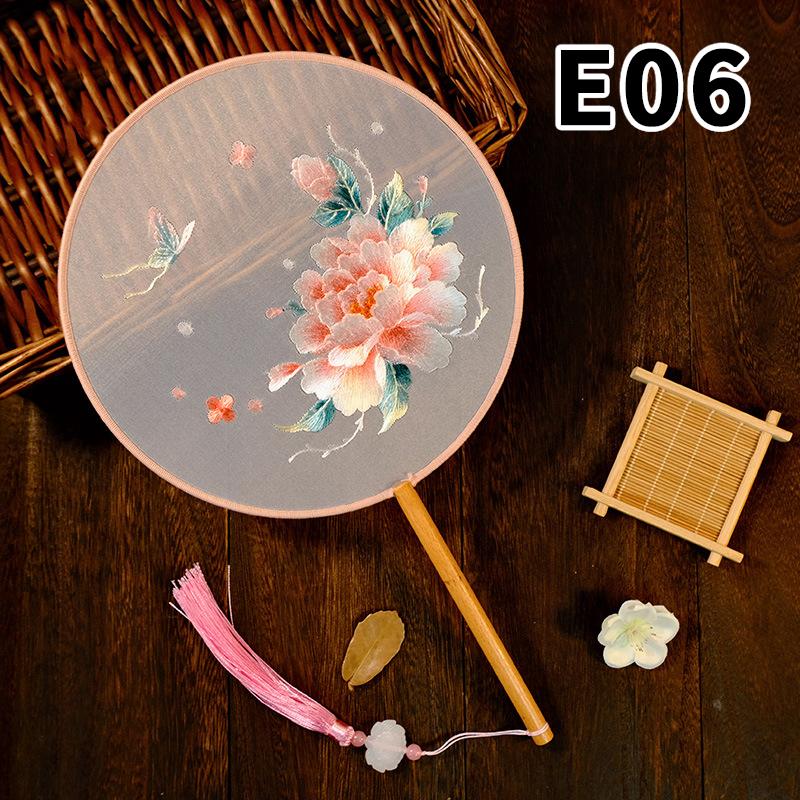 Doppelseitiger Vintage-Fächer chinesischer Stil Pfingstrose Su-Stickerei Runder Fächer Ornamente Tanzfächer Performance-Requisiten Heimdekoration