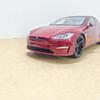 Original Tesla Model S Car Model Pure Electric 1:18 Alloy Fully Open Simulation Car Model In Stock Can Be Used For Collection