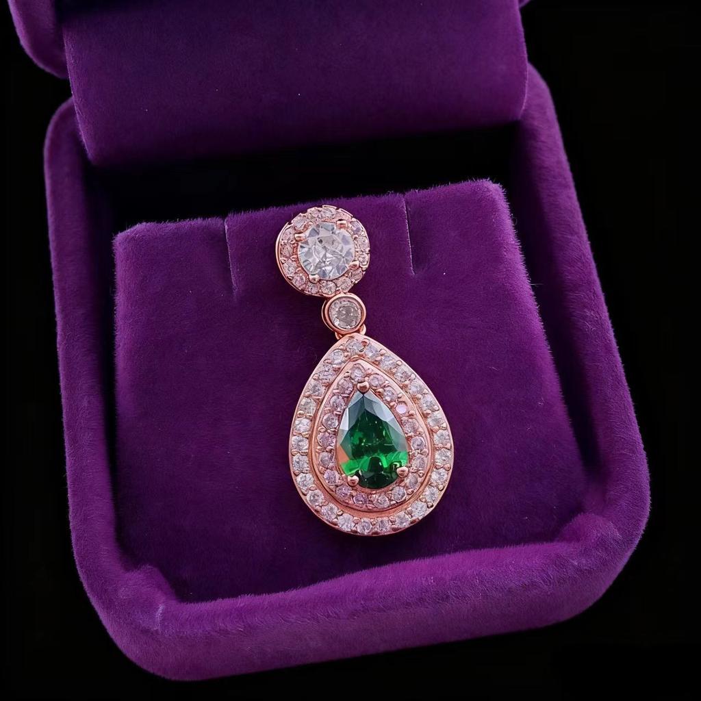 Rose Gold Plated Cultivated Ruby Emerald Colored Treasure Droplet Pendant Necklace Women'S Fashion Emerald Clavicle Chain