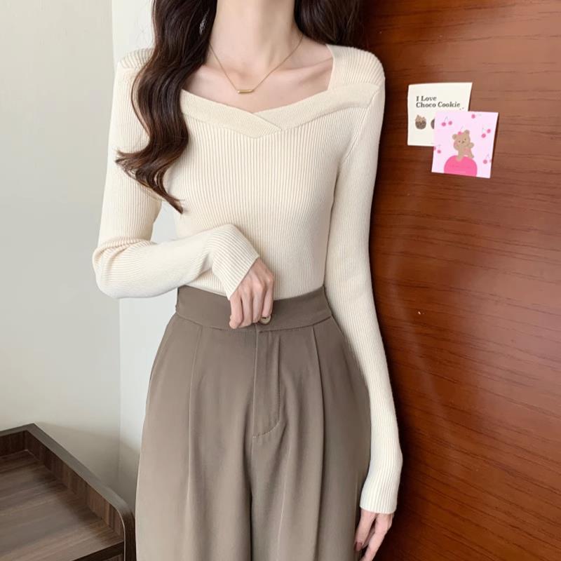 Apricot Women's Square Neck Knitwear: Slimming Long Sleeve Autumn 2025 Base Shirt/Sweater, Small Size.