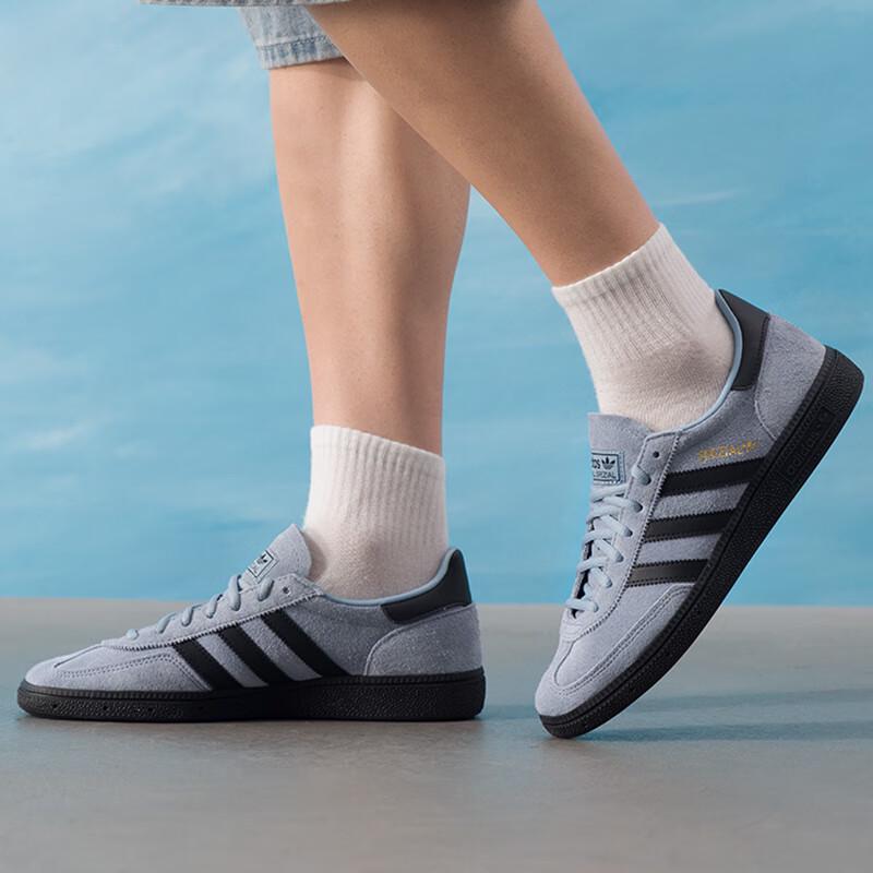 Adidas Unisex JR3668 Lifestyle Low-Top Sneakers