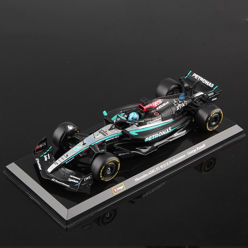 Bburago 1:24 Mercedes-AMG F1 Team W15