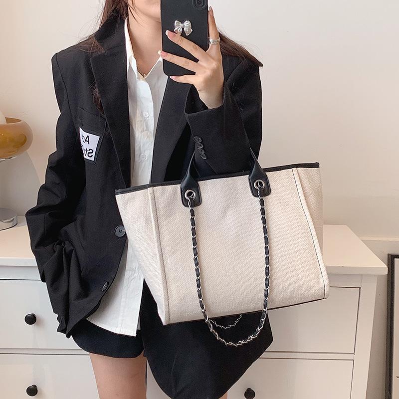 Women's Bag New Large-capacity Trendy Bag Contrasting Color Chain Tote Bag, Shoulder Bag Portable