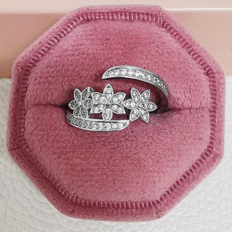 Women's Luxury Geometric Elegance Flower Ring Wedding Engagement Party Jewelry Accessories