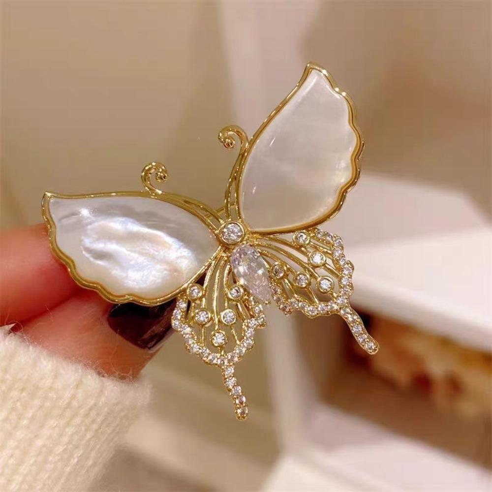 Diamond Butterfly Versatile Simple Brooch Flower Anti-light Pin Clothing Accessories Corsage