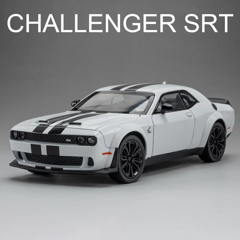1:22 Wrangler Rubicon Challenger Hellcat Sports Car Model Toy Doors Opened Light Music Pull Back Vehicles for Children's Gifts