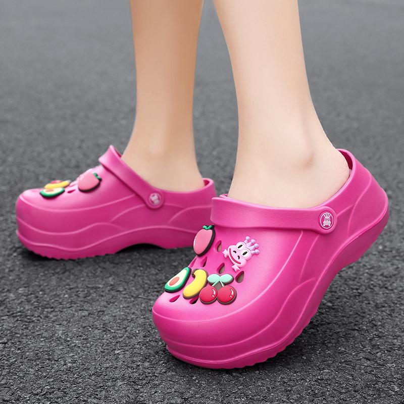 Dámské letní sandály s uzavřenou špičkou, 7 cm vyšší boty se zahradními dírkami