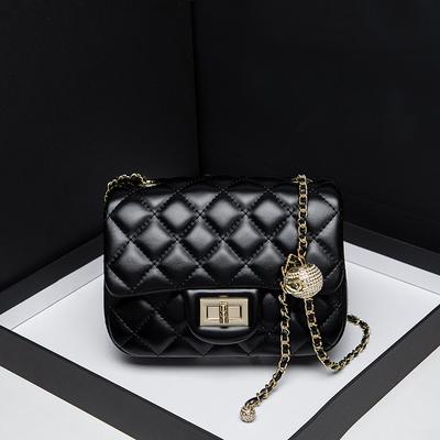 Nouveau Sac d'Été Tendance pour Femmes Sac Diamant à Une Épaule Simple Tendance Incliné Petit Chaîne Boule Dorée Petit Sac Carré