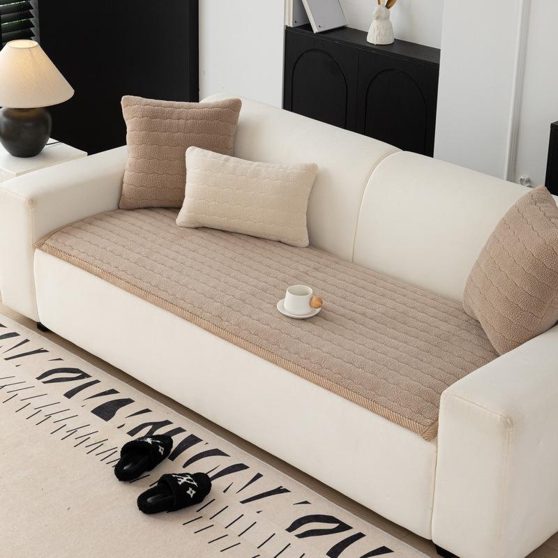 

Leather sofa cushion autumn and winter new straight row one-piece seat cushion winter thickened plush sofa cover cover cloth 70*70cm