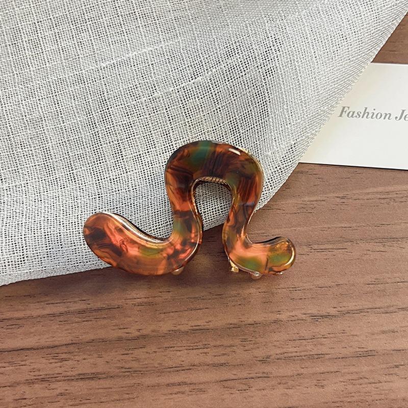 1pc Fashion Retro Wave Shaped Hair Claw Clips Accents Multiple Chic Colors Perfect for Trendy Styling Y2K Inspired Hair