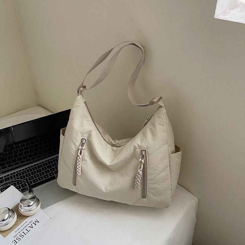 Crossbody Bag, Large-capacity Bag, Commuting Dumpling Bag, Waterproof and Simple Single-shoulder Bag