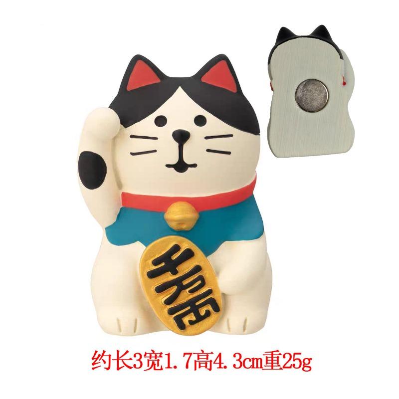 Japanese cat refrigerator sticker, grocery zakka cute bread coffee shop decoration gift miniature resin ornament
