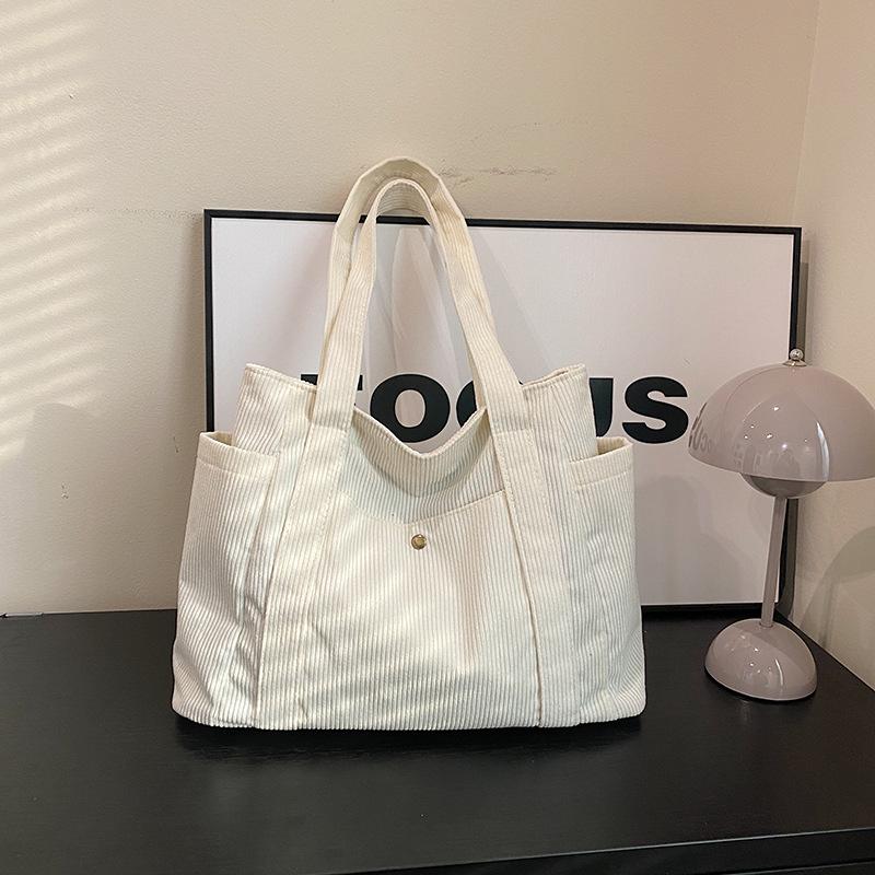 Tote Bag Women's Popular Casual Simple Large-capacity Versatile Shoulder Bag Fashion Contrasting Color Velvet Bag This Year