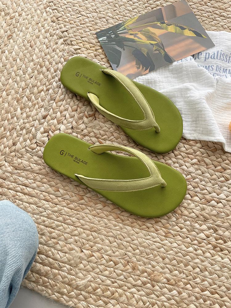 Fashion Rubber 2025 Summer Candy Color Women Slipper Fashion Slip On Ladies Casual Flip Flop Shoes Soft Flat Heel Outdoor Beach Slide