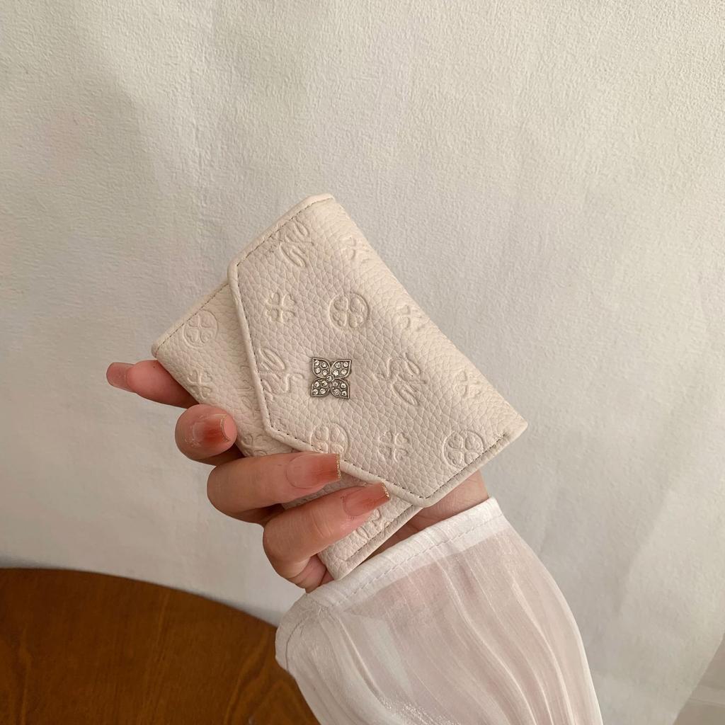 Nuovo portafoglio da donna 2025 portafoglio corto di alta gamma da donna borsa porta carte da studente da donna portafoglio da donna ins porta monete porta carte