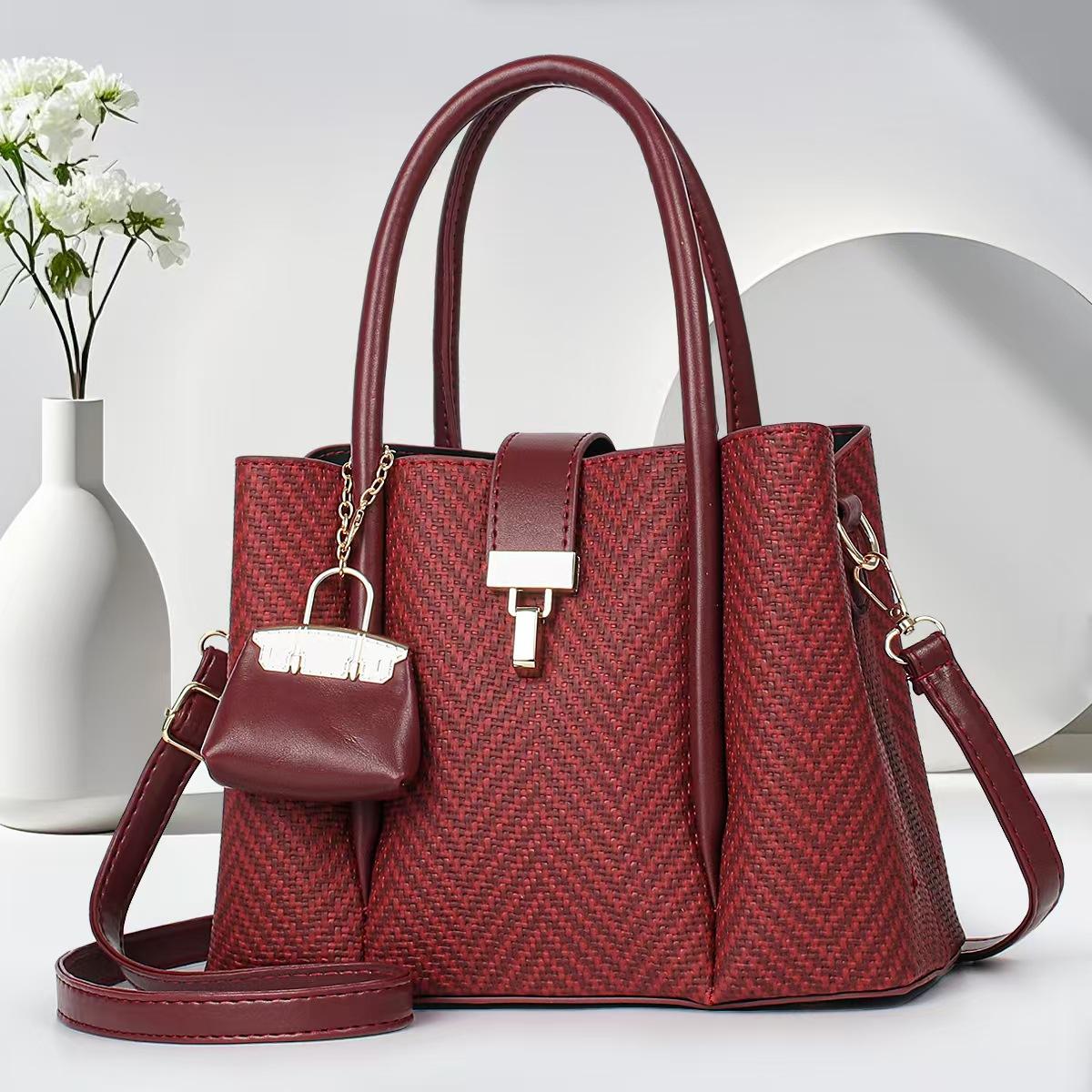 Новая плетеная сумка Macaron модная темпераментная универсальная сумка-тоут высококачественная большая вместимость сумка через плечо на одно плечо 3022₽