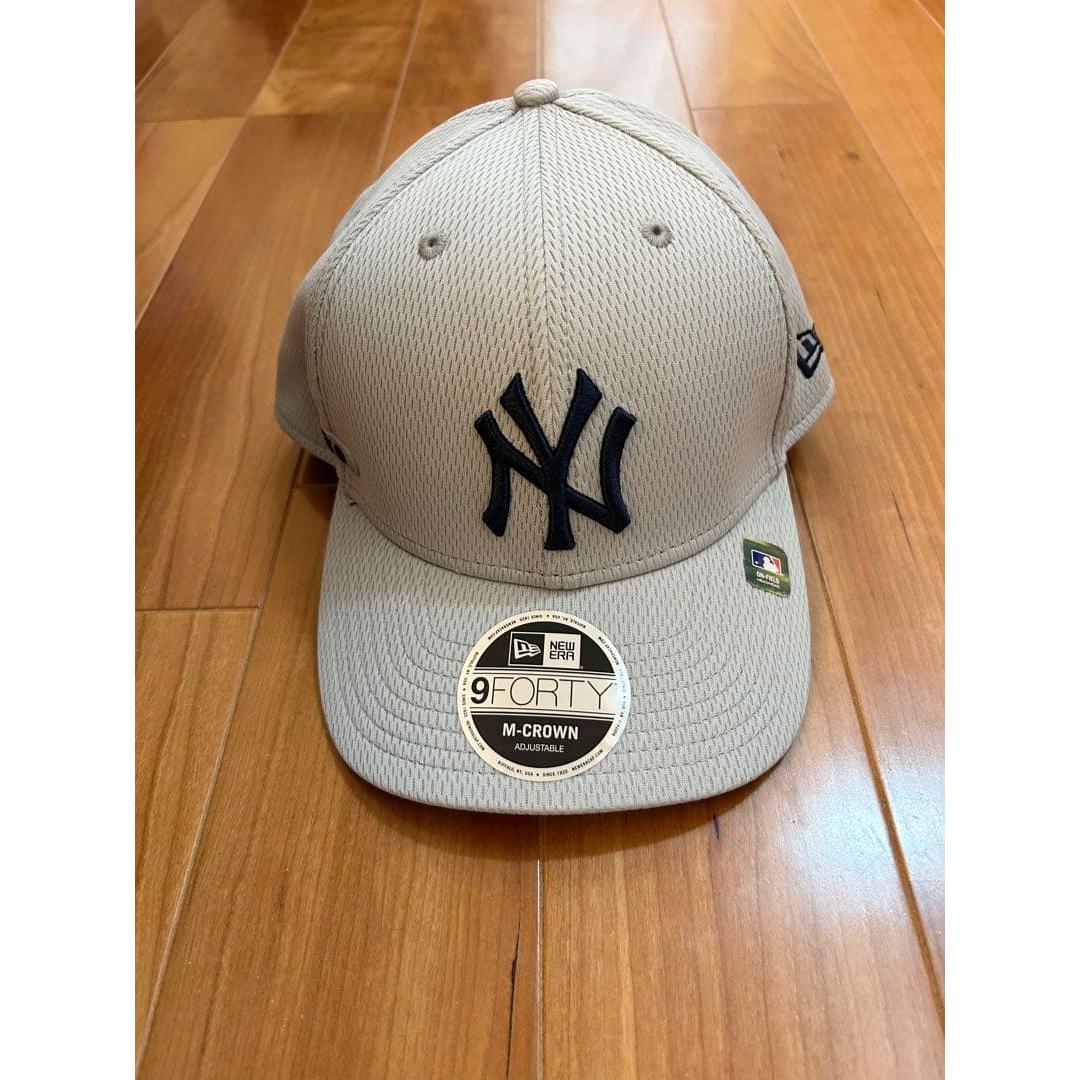 Used New MLB Locker Room New York Yankees New Era 9FORTY Cap