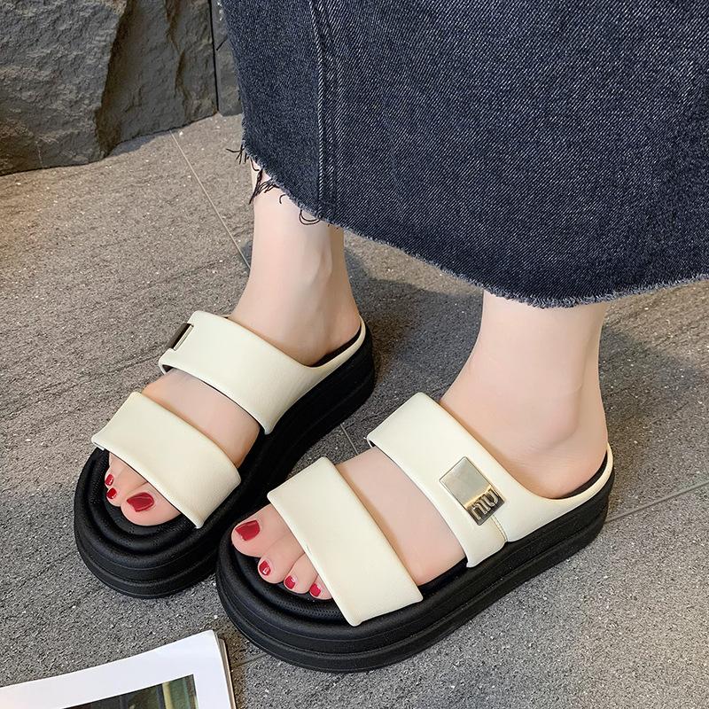 M cool slippers women's summer wear new thick-soled beach sandals casual non-slip one-word drag
