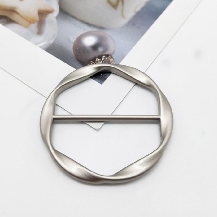 Modischer Metall-Rundkreis-Clip-Schnalle Runde Brosche Pins Kreis Pin Kleiderring Wickelhalter Seidenschalring