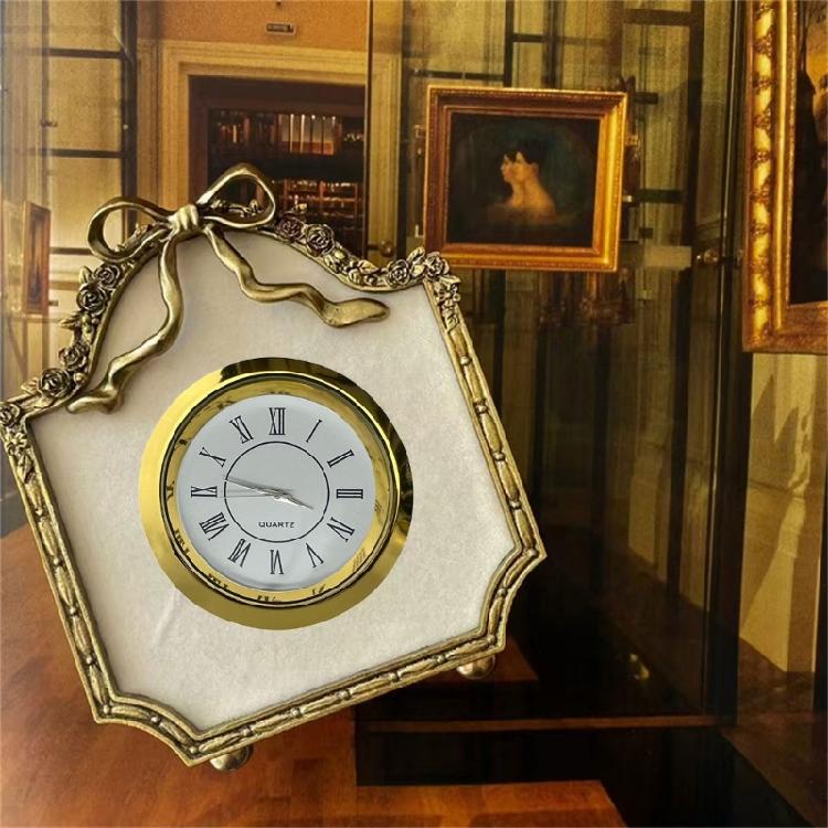 Miniature 36mm Quartzs Mechanism Clock Insert Replacement with Roman Numerals for Enhancing Clock In Homes and Offices