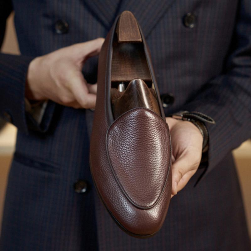 Black Brown Genuine Leather Mens Slip On Casual Loafers Shoe Fashion New Low Top Round Toe Dress Daily Wear Shoes Versatile