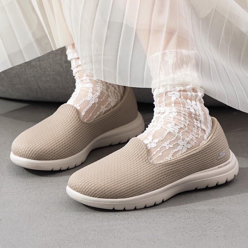 Skechers Women s Taupe Walking Shoes 7 серо-коричневый