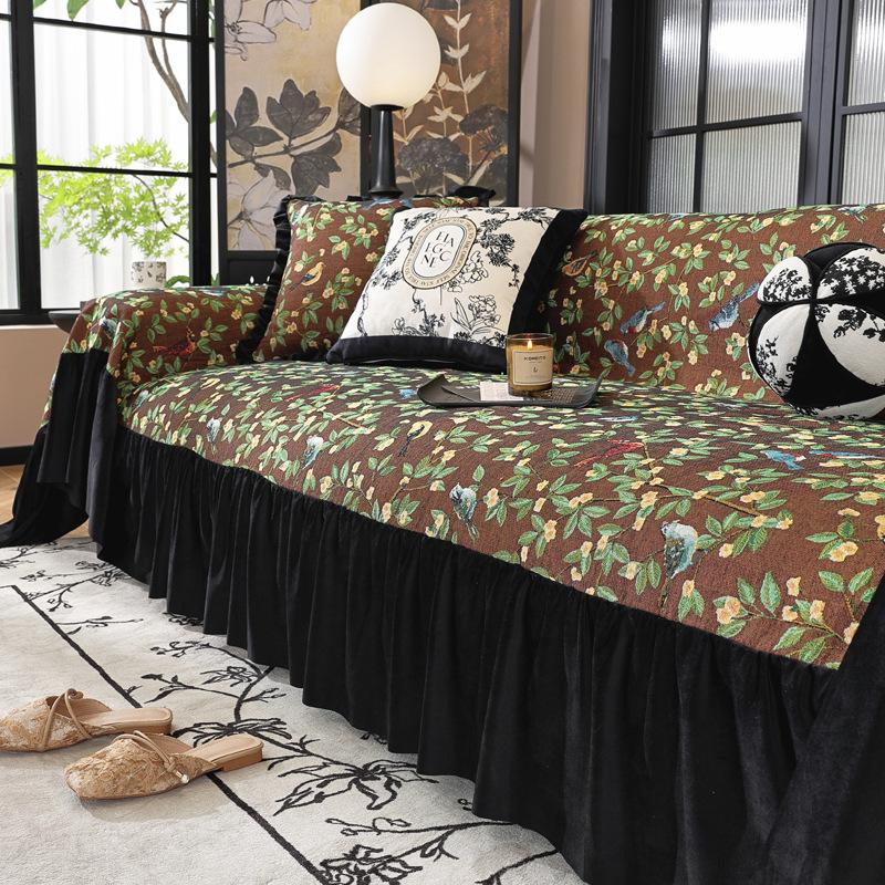 The new pastoral Xiaoxiangfeng sofa towel, French skirt non-slip cover towel, universal in all seasons, all-inclusive anti-cat scratch.