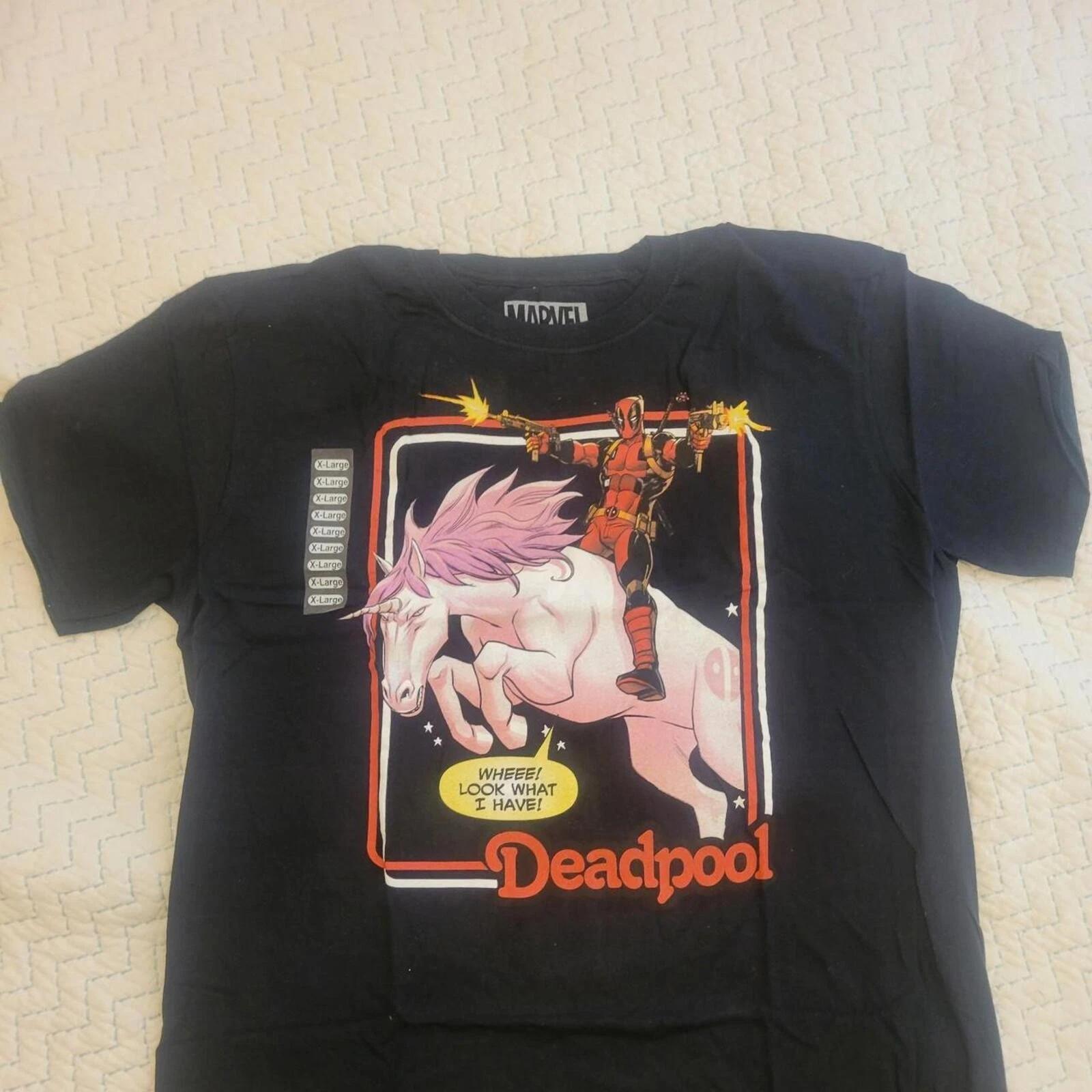 Marvel Deadpool Black T-shirt Riding A Unicorn XXXL