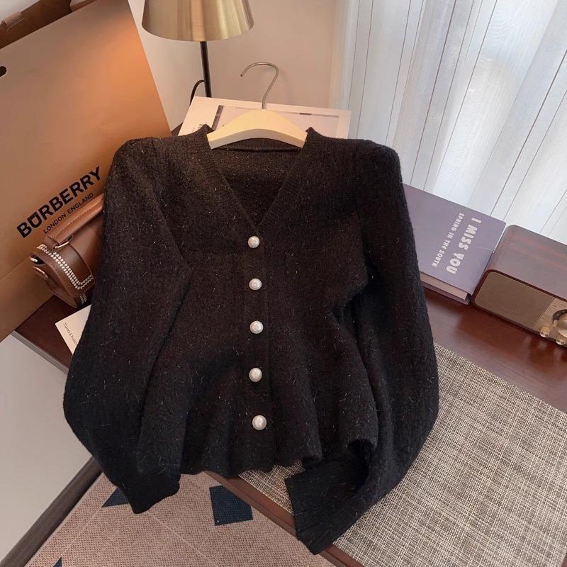 

High-end temperament collar sweater women s spring niche design fashion fishtail skirt pendulum knitted sweater XXL