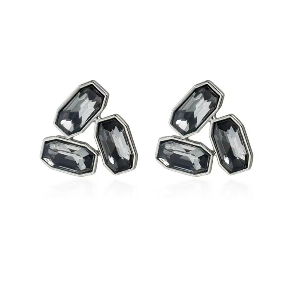 New Fashionable Gray Crystal Charm Earrings Y2K Ellipse Geometric Earring Line Triangle Geometric Symmetry Ear Jewelry