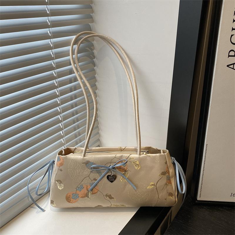 Summer Popular Pleated Bag Large Capacity 2025 New Versatile Casual Shoulder Bag Commuter Handbag Women