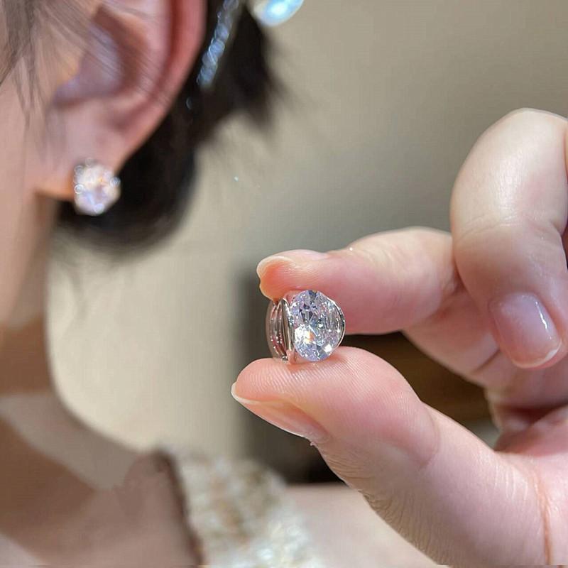 Серебряные серьги-клипсы с супер блестящим цирконом, женские серьги с дизайном легкой роскоши, повседневные серьги для работы.