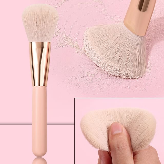 

REGENBOOG - Light Pink Powder Brush Light Pink