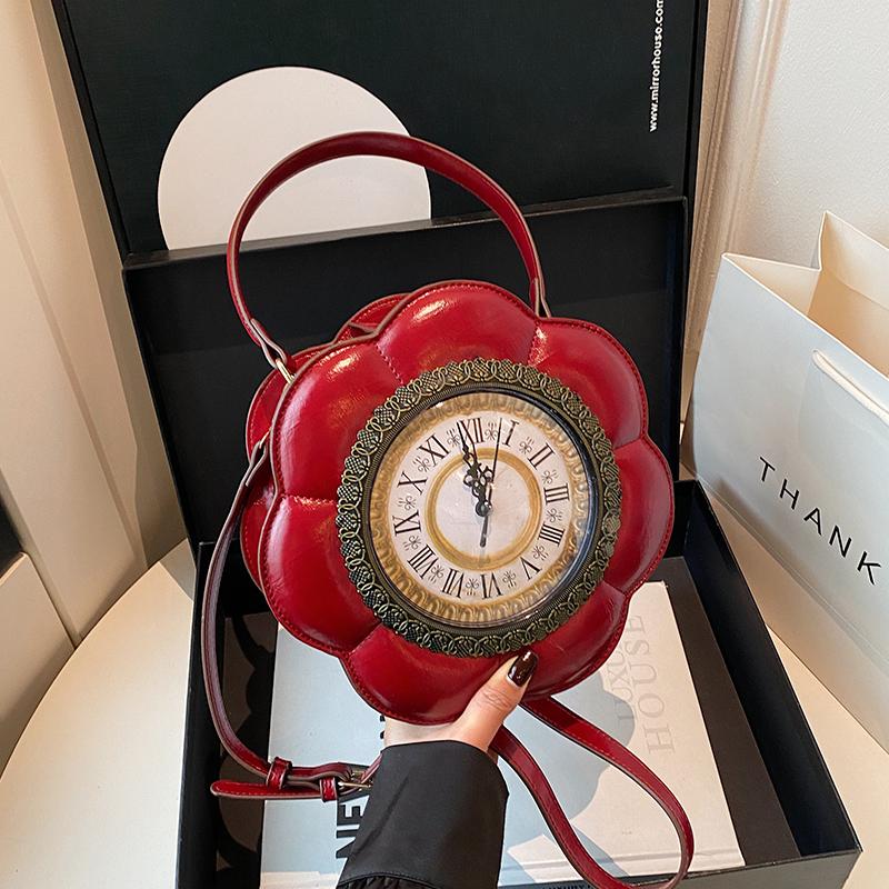 Women's bag fashion personality clock messenger bag European and American creative clock shape three-dimensional portable shoulder bag