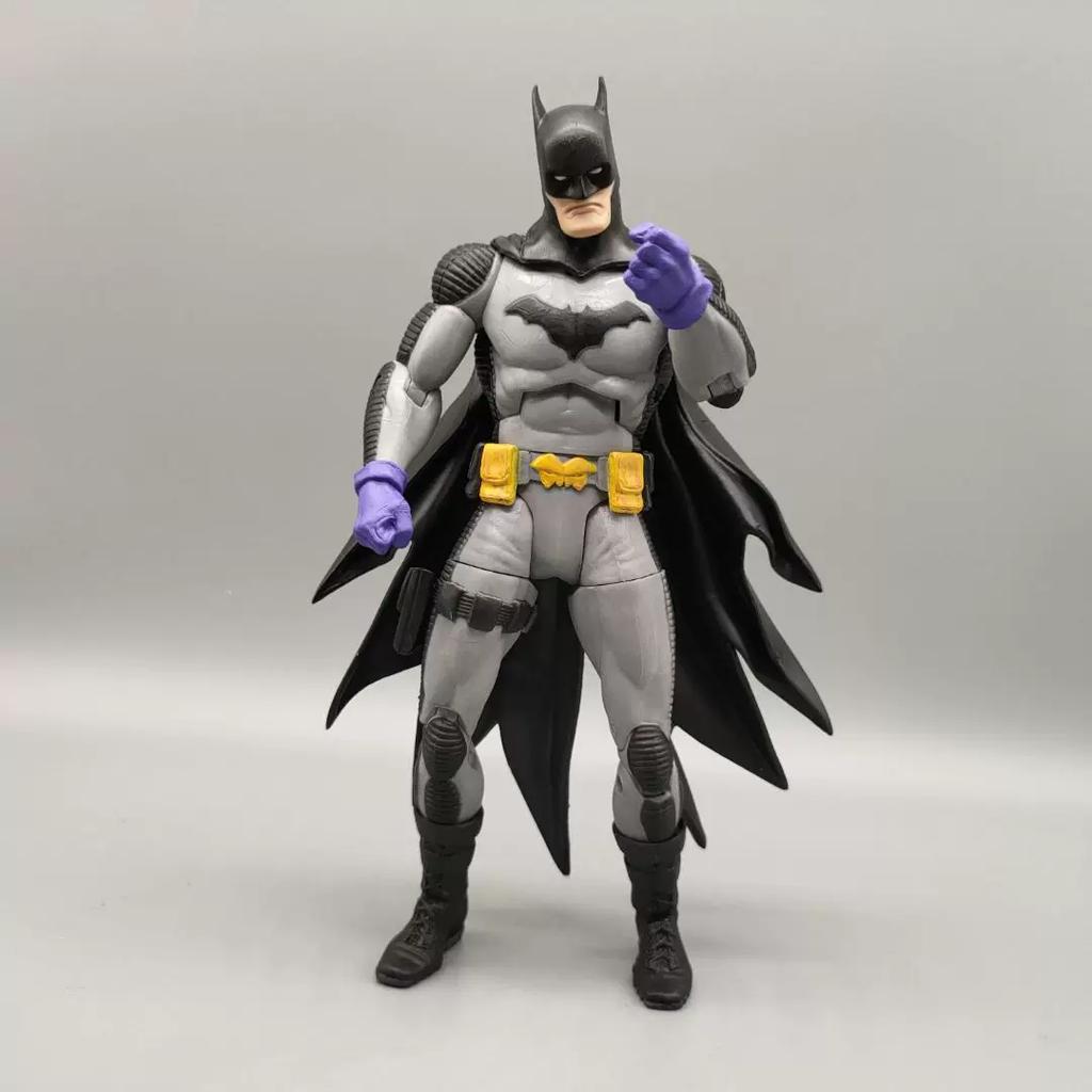 20 Spot-On Movie And Comic 16cm Bat Action Figures, Perfect As Desktop Ornaments And Festive Surprise Gifts For Fans