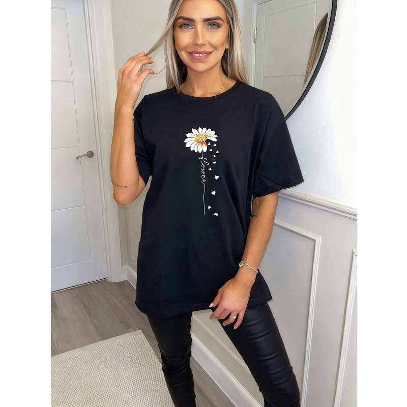Black Oversized T Shirt With Daisy Flower And Hearts Print For Casual Wear