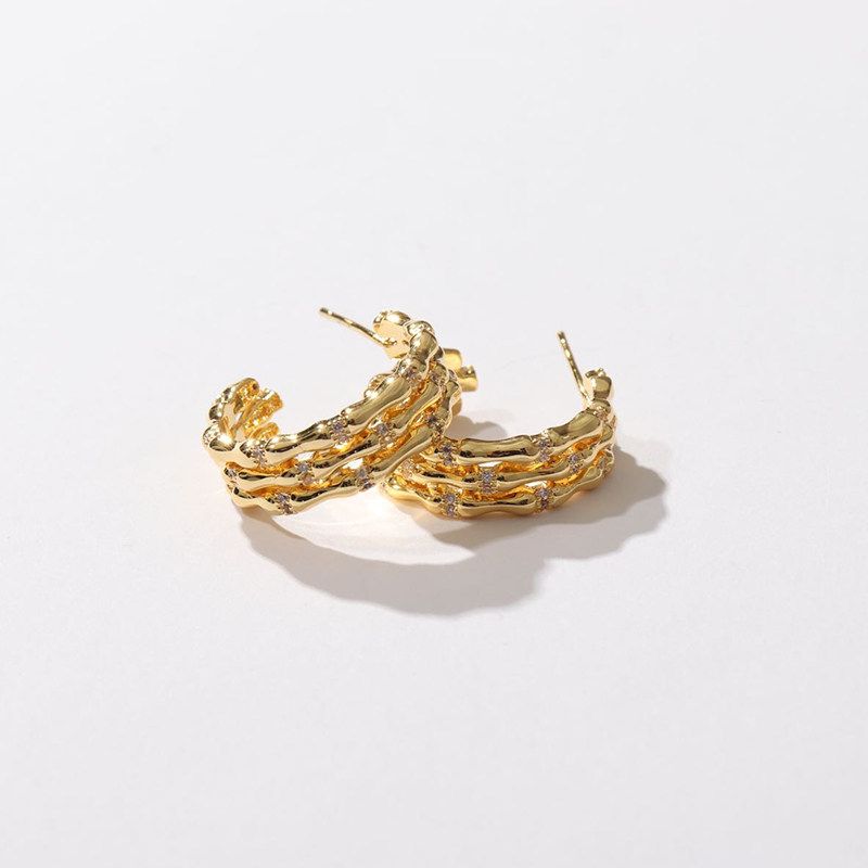 

Wearing Three-Layer Zircon Retro 925 Silver Bamboo Joint Gold