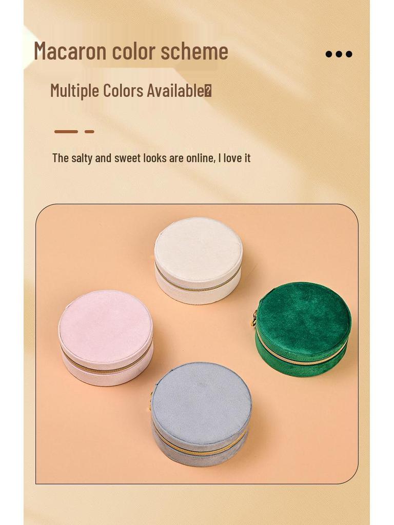 Velvet Travel Jewelry Box: Compact Storage for Rings & Necklaces