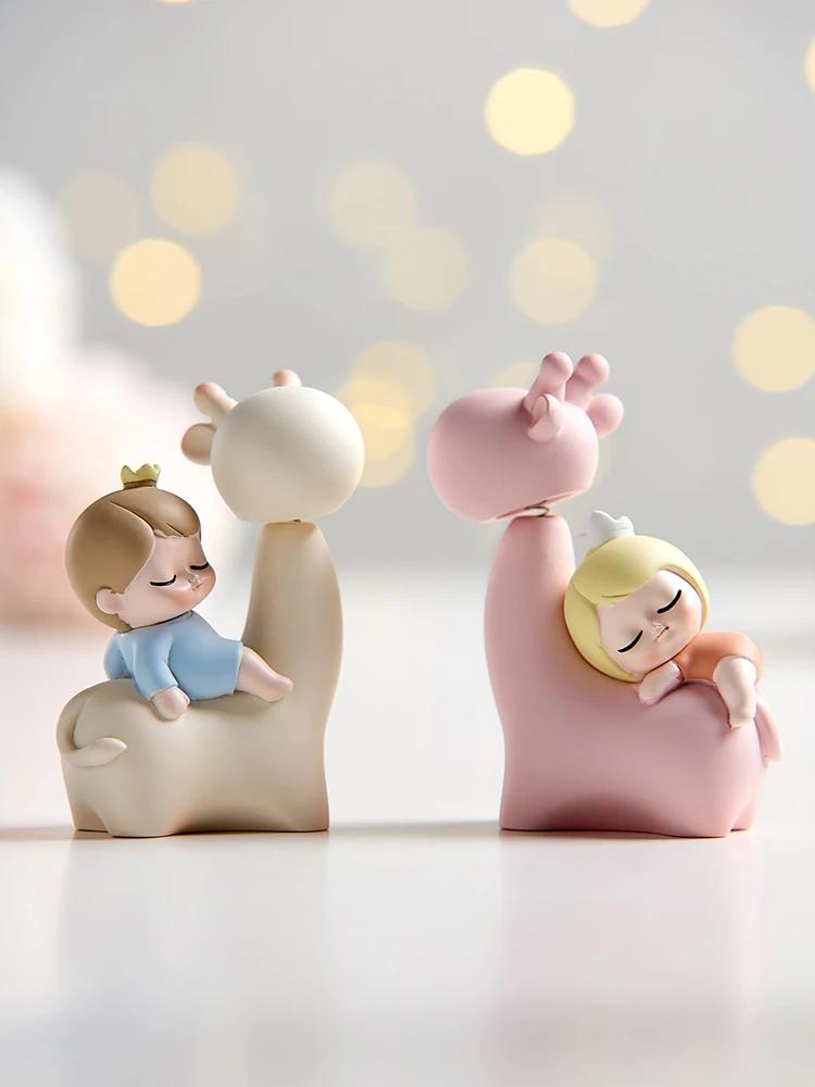 Wohnkultur, schöne Cartoon-Mädchen- und Tierfigur, moderner Stil, Miniaturhandwerk für Wohnzimmerzubehör, Schreibtisch-Ornamente