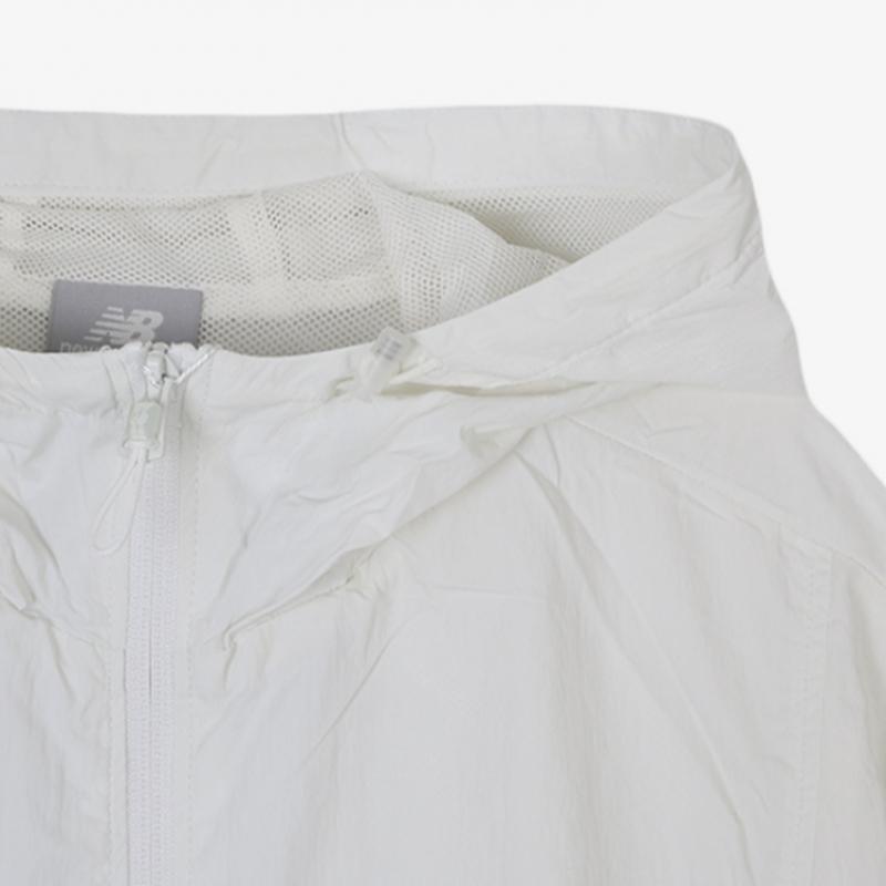 New Balance Jacket Lqj Nbnafco202 64 W Essential Hooded Woven Jacket