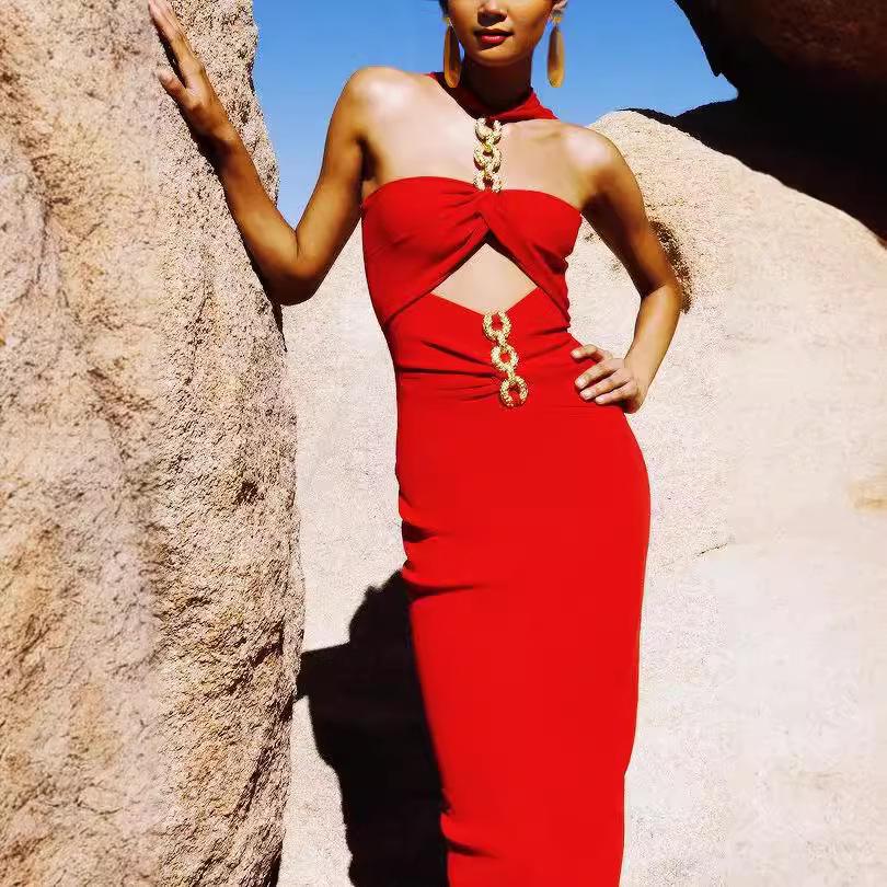 

Красное платье с открытыми плечами 2024 года с акцентами в стиле «тяжелый металл» XS красный