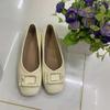 2025 Summer New Flat-bottomed Non-slip Soft Leather Single Shoes Doudou Shoes One-pedal Beef Tendon Soft-soled Middle-aged and Elderly Mother Shoes